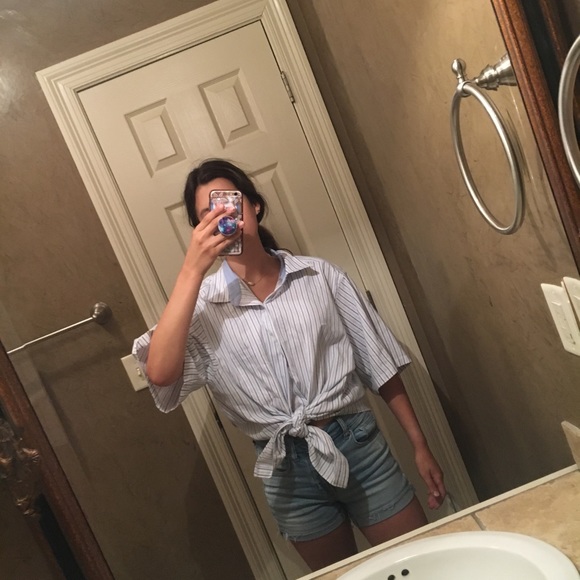 Cute button ups with front tie - Picture 3 of 5